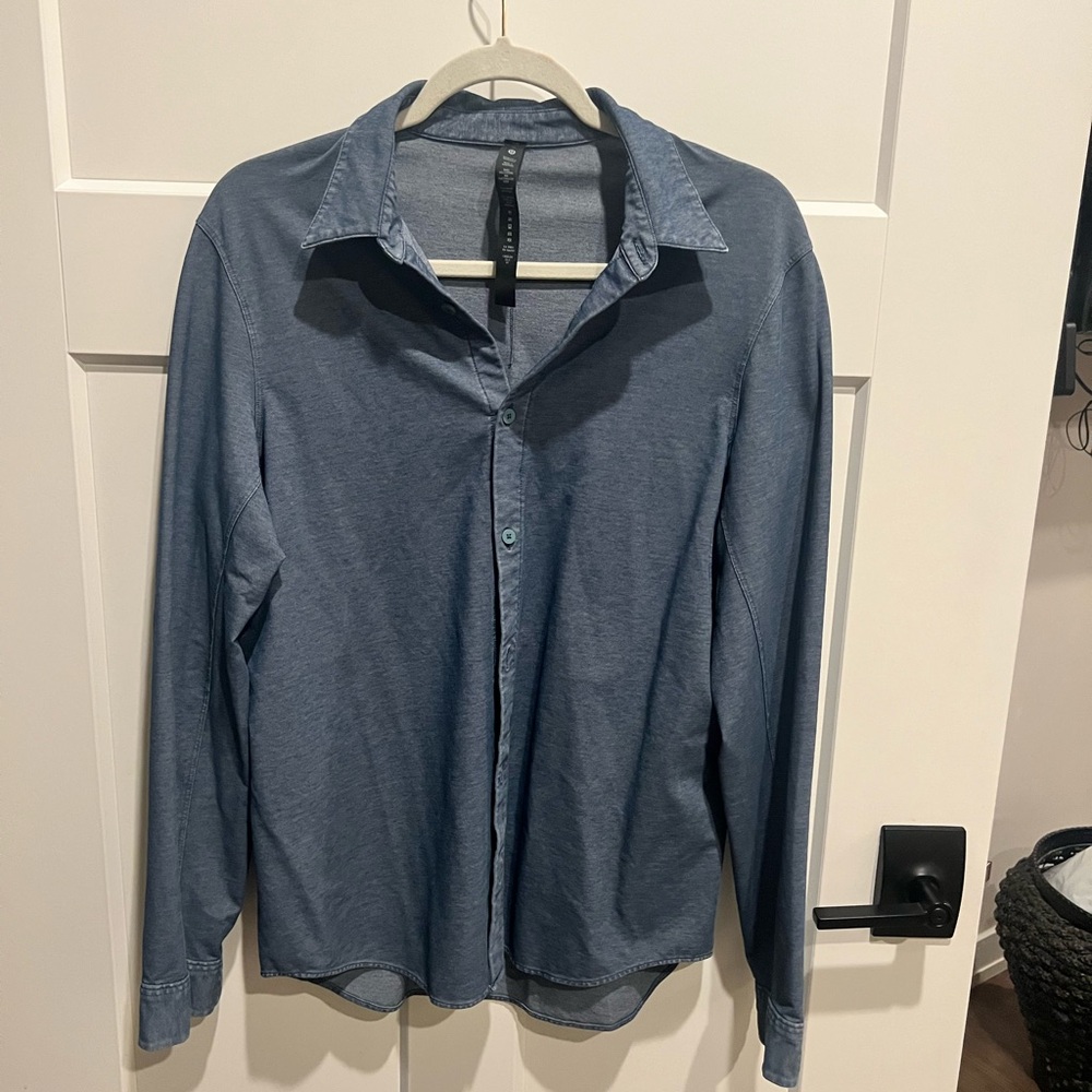 lululemon athletica Blue Casual Button Down Shirt